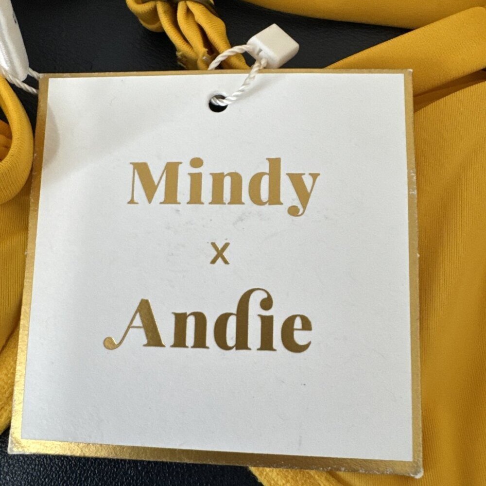 Mindy X Andie Women's S The Bermuda Underwire Swim Bikini Top Daffodil NWT‎ - Picture 5 of 16